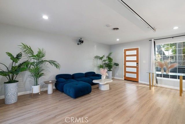 3628 Clark, Long Beach, CA 90808