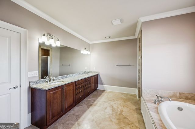 1043 Antioch Drive NE, Brookhaven, GA 30319