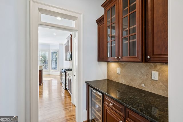 1043 Antioch Drive NE, Brookhaven, GA 30319