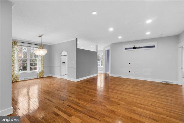 832 WINDER CT, Winchester, VA 22601