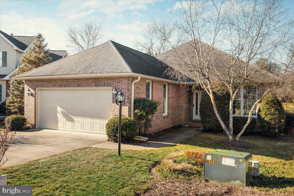 832 WINDER CT, Winchester, VA 22601