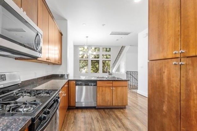 1903 Summer Street, Houston, TX 77007