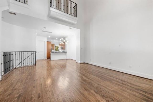 1903 Summer Street, Houston, TX 77007