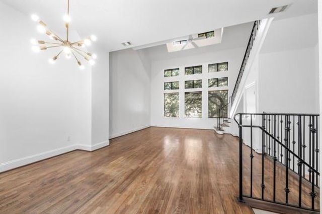 1903 Summer Street, Houston, TX 77007