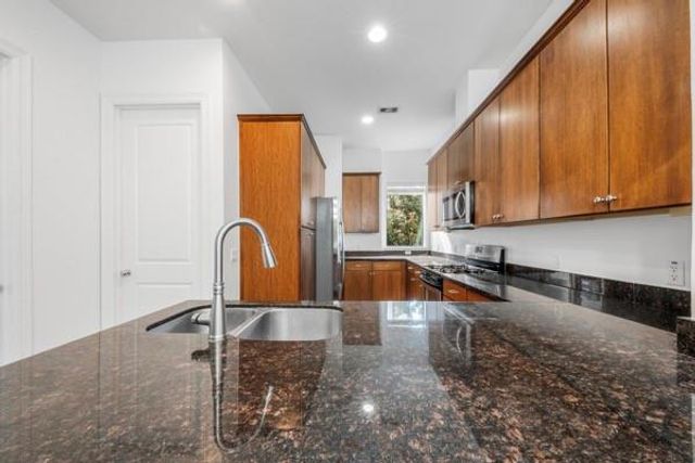 1903 Summer Street, Houston, TX 77007