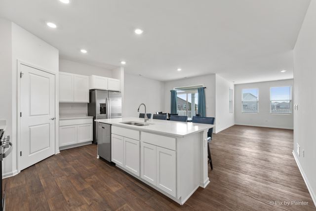 927 Plateau Drive, Pingree Grove, IL 60140