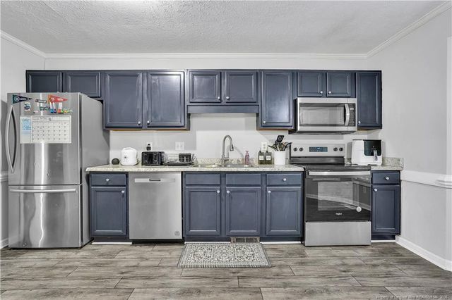 408 Chester Lake Place, Fayetteville, NC 28301