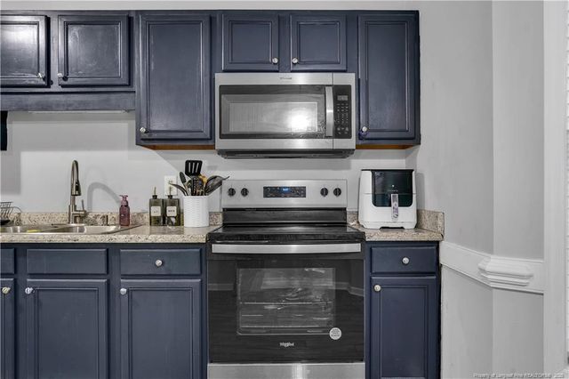 408 Chester Lake Place, Fayetteville, NC 28301