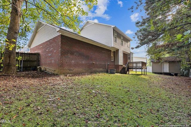 408 Chester Lake Place, Fayetteville, NC 28301