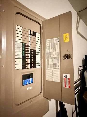 10004 Quail Glen Drive, Fort Worth, TX 76140