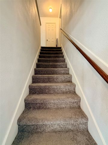 10004 Quail Glen Drive, Fort Worth, TX 76140