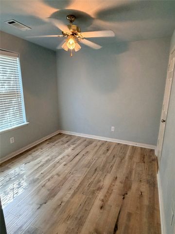 10004 Quail Glen Drive, Fort Worth, TX 76140