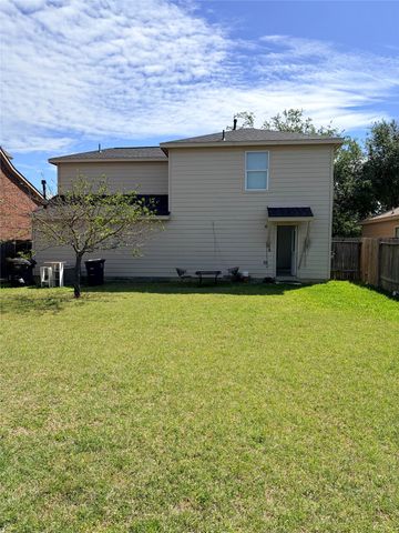 10004 Quail Glen Drive, Fort Worth, TX 76140