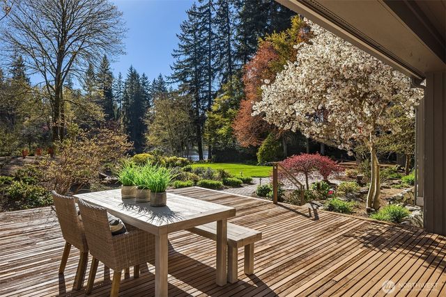 22119 NE 140th Way, Woodinville, WA 98077