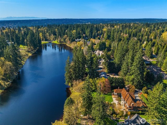 22119 NE 140th Way, Woodinville, WA 98077