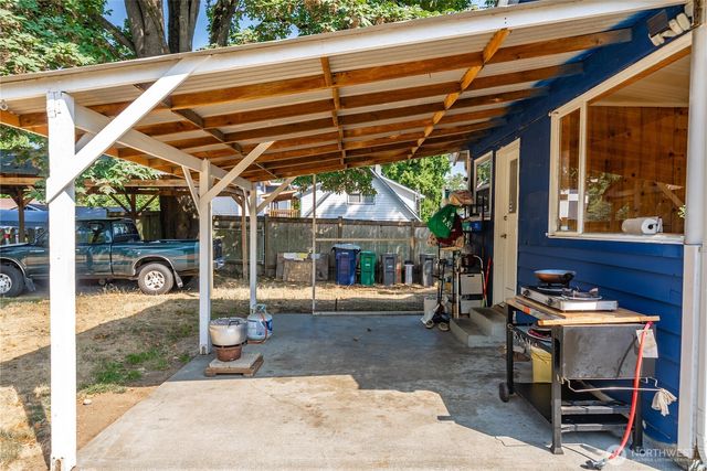 10251 3rd Avenue SW, Seattle, WA 98146