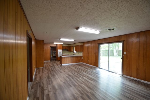 424 Walker Dr, Houma, LA 70364