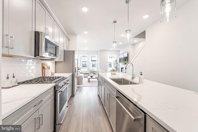 12742 VERDANT WAY, Reston, VA 20191