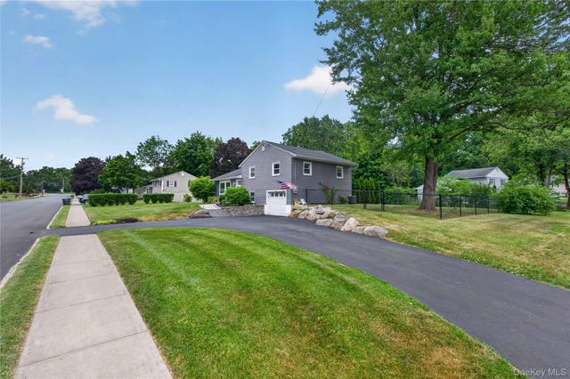 9 Arbor Drive, Newburgh, NY 12550