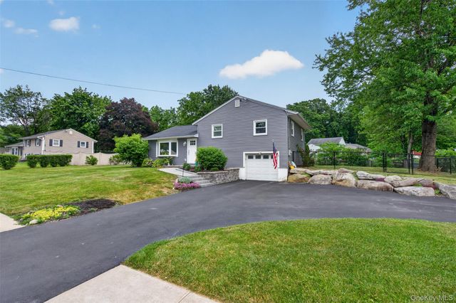 9 Arbor Drive, Newburgh, NY 12550
