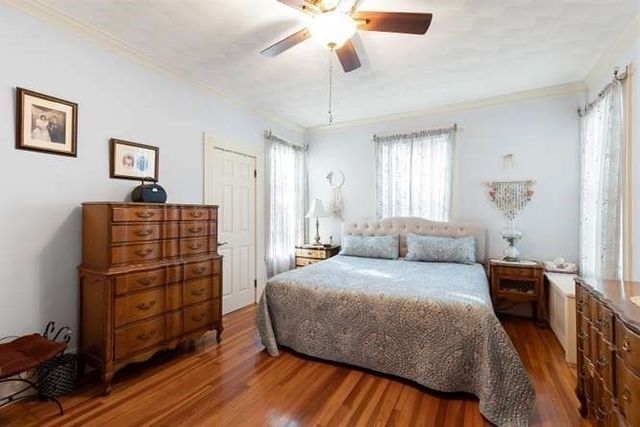 52 Eastern Ave, Lynn, MA 01902