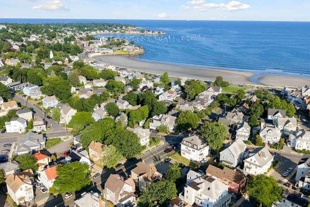 52 Eastern Ave, Lynn, MA 01902