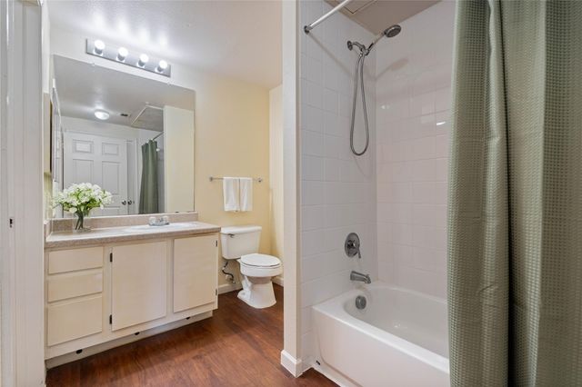 2320 Gracy Farms LN 812, Austin, TX 78758