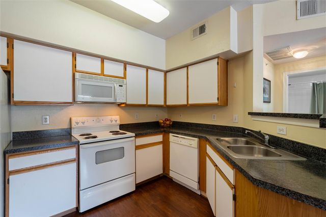2320 Gracy Farms LN 812, Austin, TX 78758