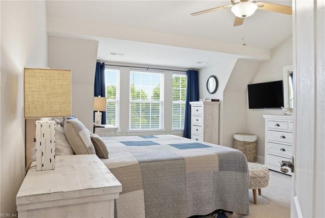 4589 Leamore Square RD, Virginia Beach, VA 23462