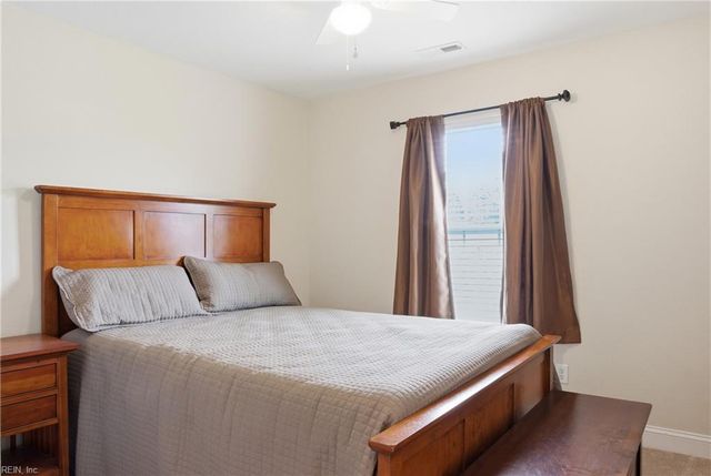 4589 Leamore Square RD, Virginia Beach, VA 23462