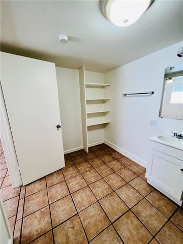 1914 Cullen Ave B, Austin, TX 78757