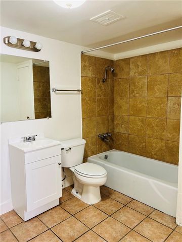 1914 Cullen Ave B, Austin, TX 78757