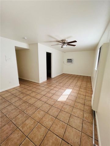 1914 Cullen Ave B, Austin, TX 78757