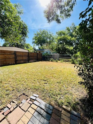 1914 Cullen Ave B, Austin, TX 78757