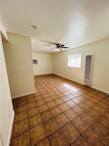 1914 Cullen Ave B, Austin, TX 78757