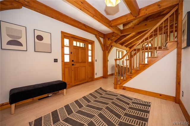 9496 West Hill Road, Boston, NY 14025