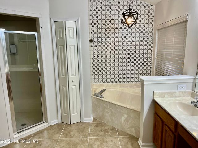 13681 FISH EAGLE Drive W, Jacksonville, FL 32226