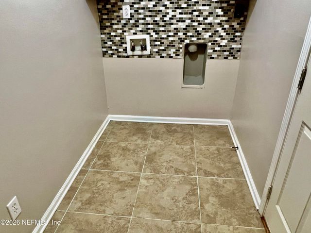 13681 FISH EAGLE Drive W, Jacksonville, FL 32226