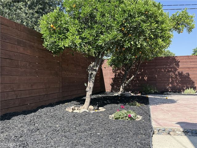 1921 Wheaton, Claremont, CA 91711