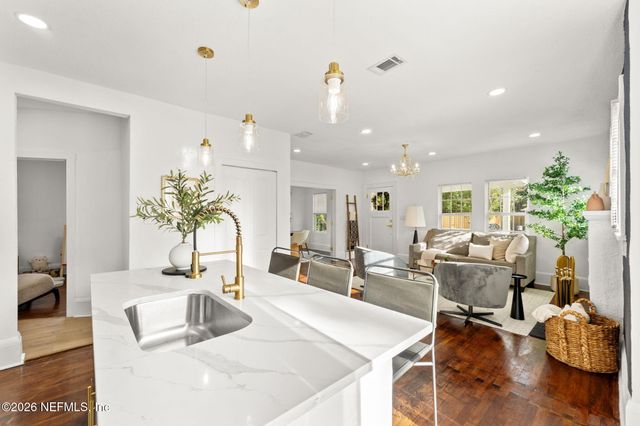 2975 ERNEST Street, Jacksonville, FL 32205