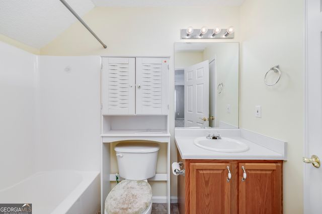 139 Marshas Vineyard, Hampton, GA 30228