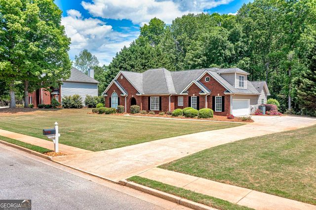 139 Marshas Vineyard, Hampton, GA 30228