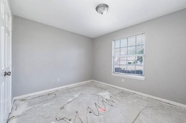 220 Kellyn Court, Conroe, TX 77306