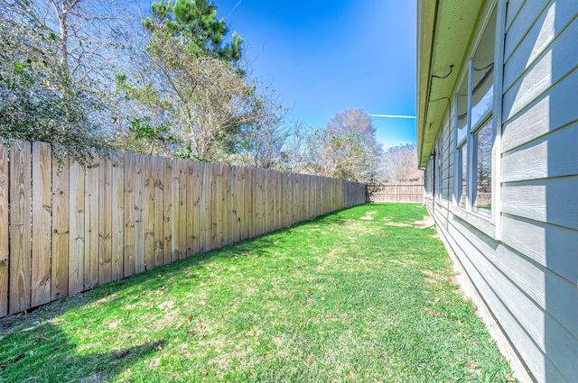 220 Kellyn Court, Conroe, TX 77306