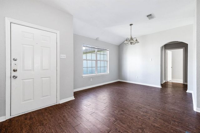 220 Kellyn Court, Conroe, TX 77306