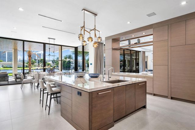500 E Alexander Palm Road, Boca Raton, FL 33432