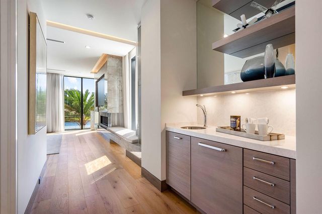 500 E Alexander Palm Road, Boca Raton, FL 33432