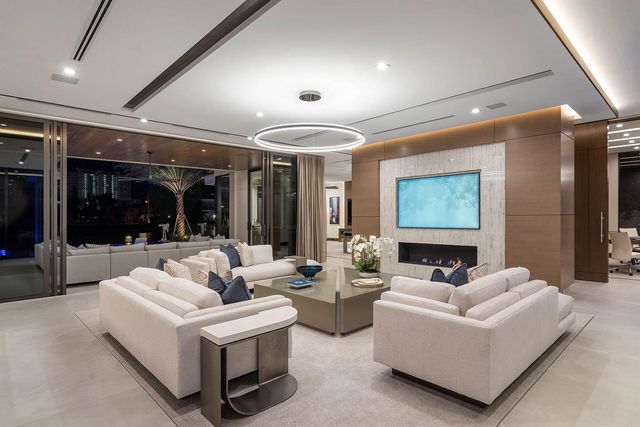 500 E Alexander Palm Road, Boca Raton, FL 33432