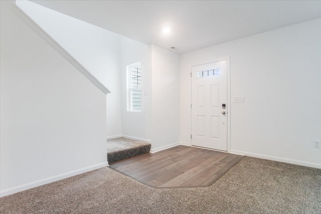 424 Comstock Road, South Elgin, IL 60177