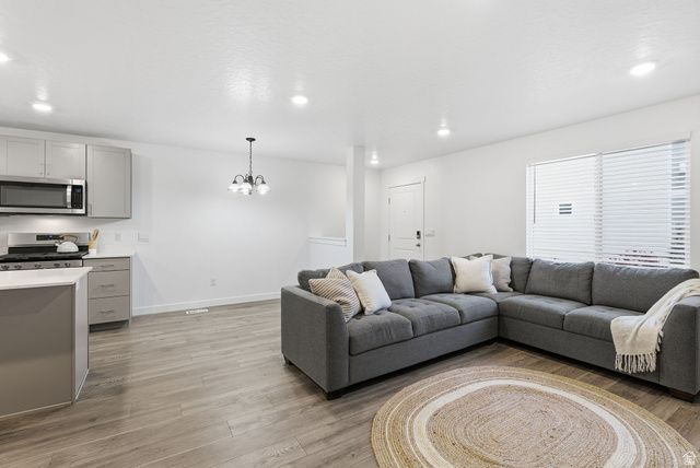 406 N REGATTA LN, Saratoga Springs, UT 84045